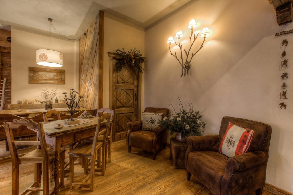B&B Residence Checrouit Courmayeur Exteriér fotografie