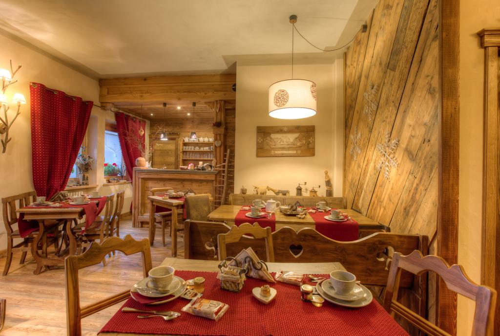 B&B Residence Checrouit Courmayeur Exteriér fotografie