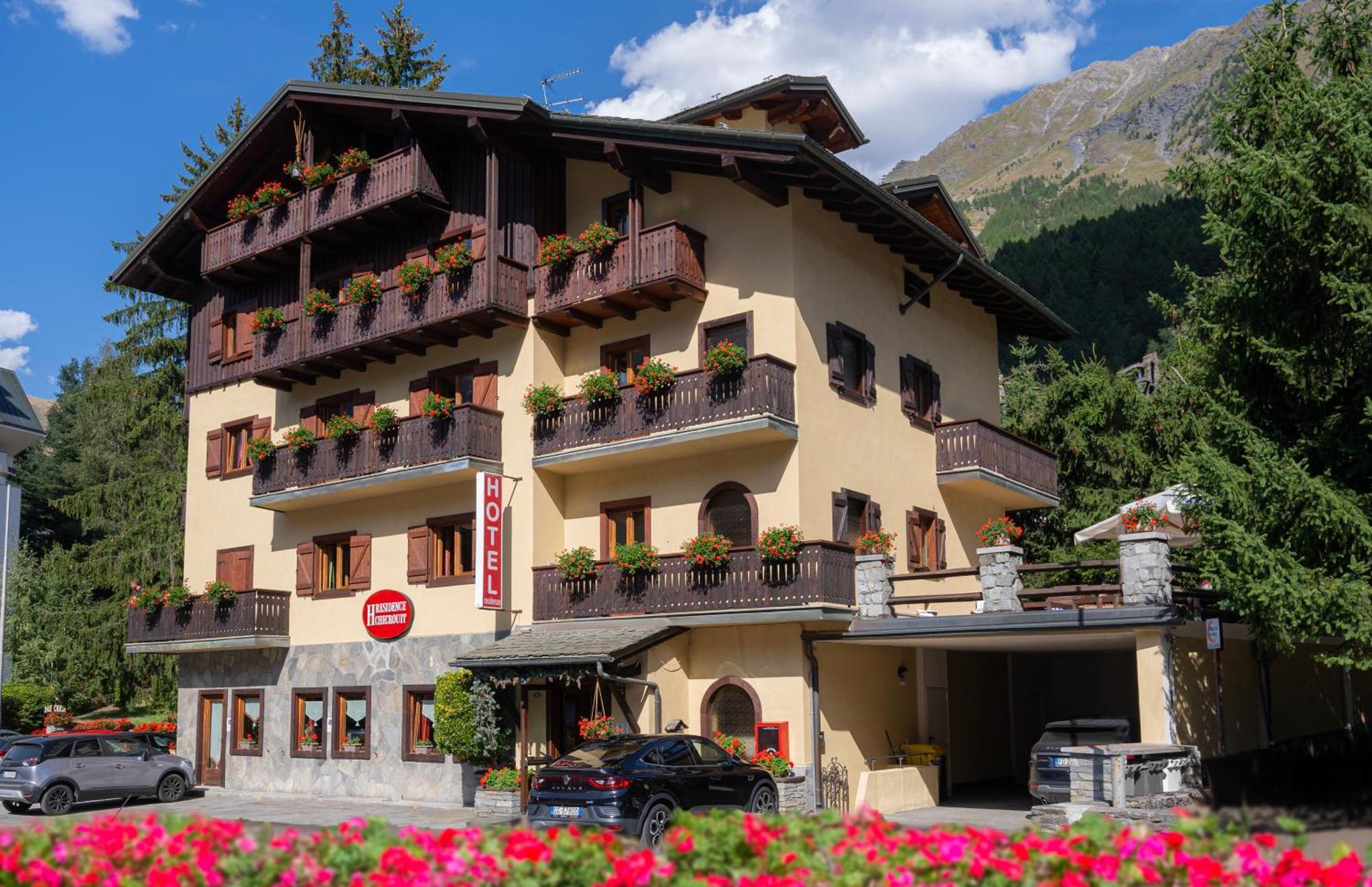 B&B Residence Checrouit Courmayeur Exteriér fotografie